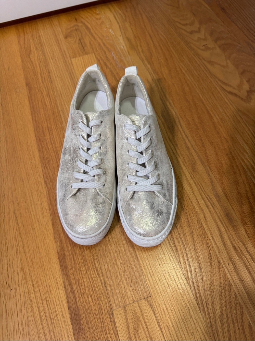 Paul Green Women's Metallic Silver Sneakers